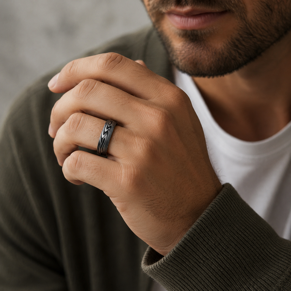 The Iron Oak | Damascus Pattern Ring with Whiskey Barrel Wood Interior | 6mm, 8mm