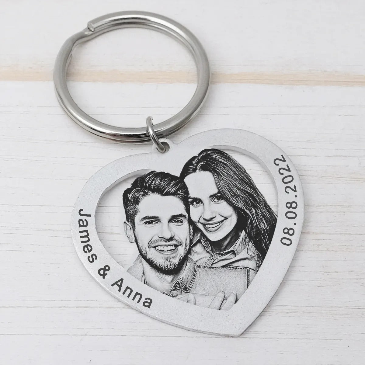 Personalized Hollowed Photo Heart Keychain - Abrahamallen