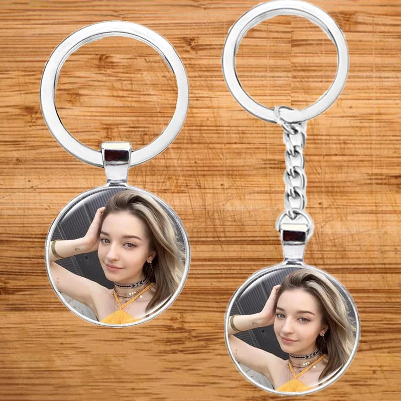 Personalized Daughter Photo Moon Keychain - Abrahamallen