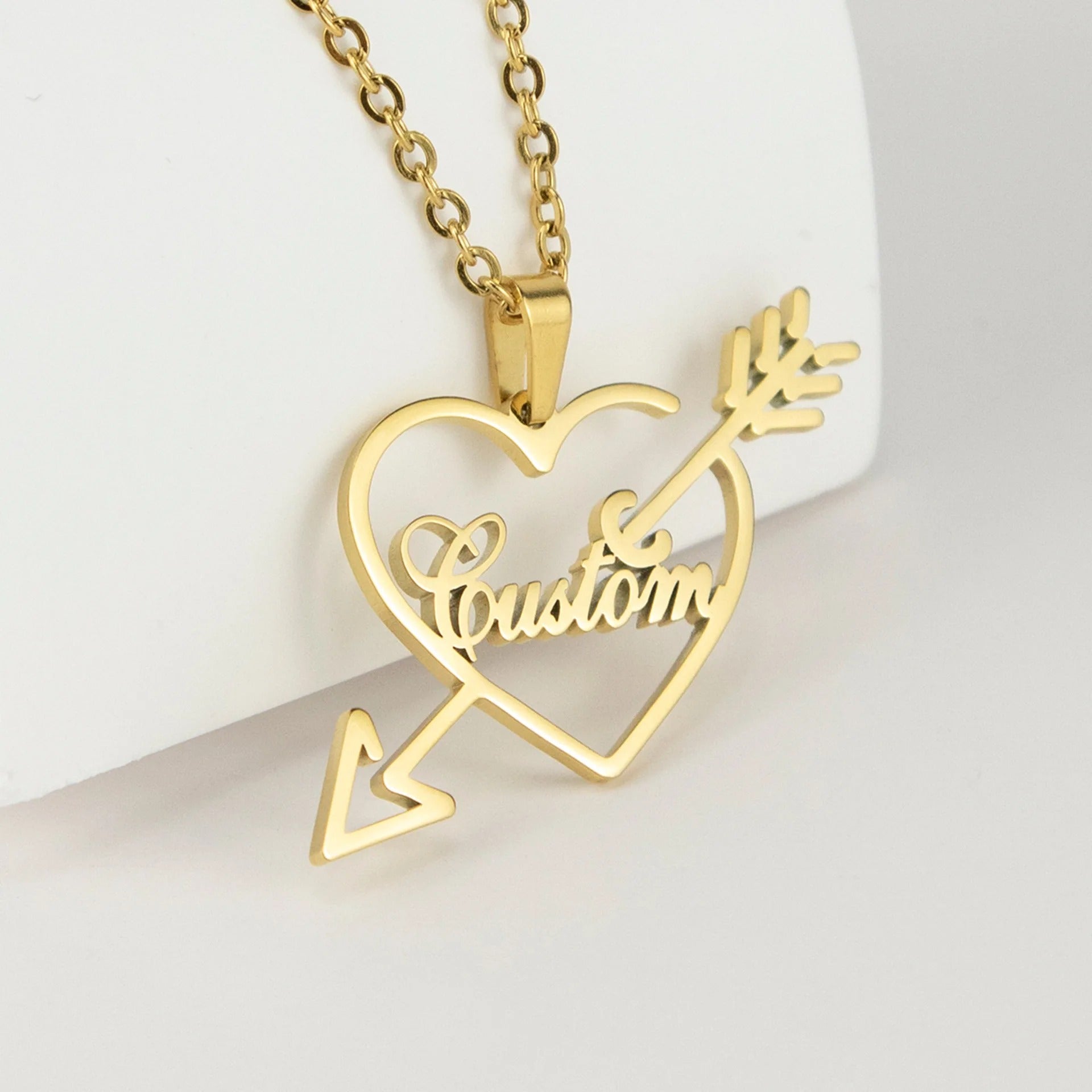 Personalized Arrow Heart Pendant Necklace - Abrahamallen