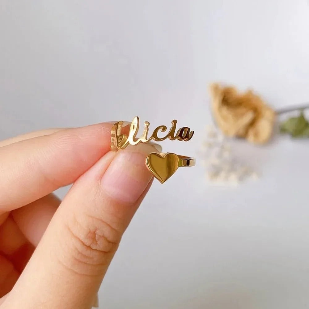 Personalized Name and Heart Ring - Abrahamallen